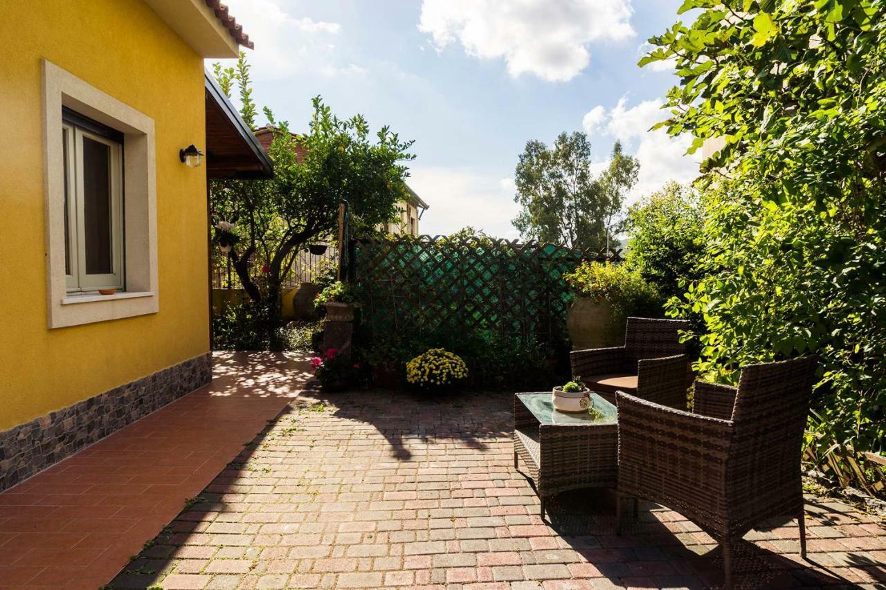 Holiday Home Luppinedda Nunziata エクステリア 写真
